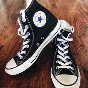 Converse Chuck Taylor All Star High Tops size 7
